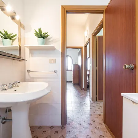 Approdo By Interhome Willa Torre delle Stelle
